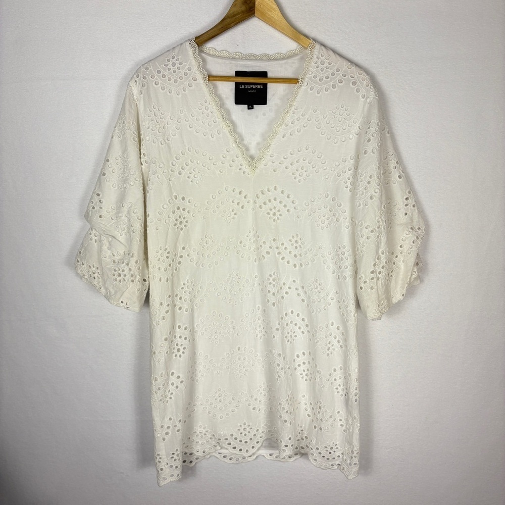 Le Superbe Magnolia White Eyelet Lace Dress V-Neck Coquette Resort Bride - Picture 2 of 8
